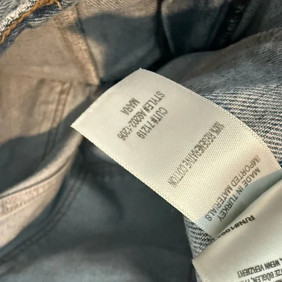 Agolde High Rise Blue Jeans with Seam Details - Picture 4 of 6